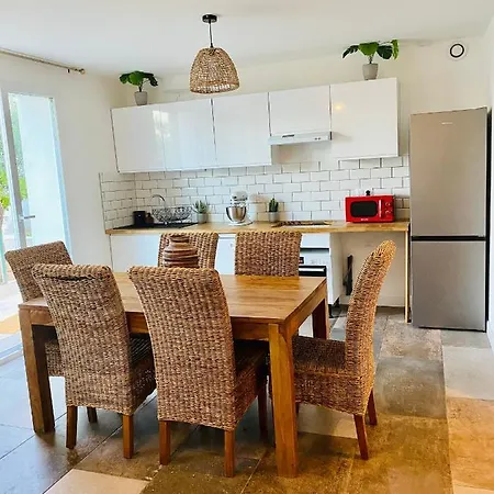 Апартаменты Almanarre *